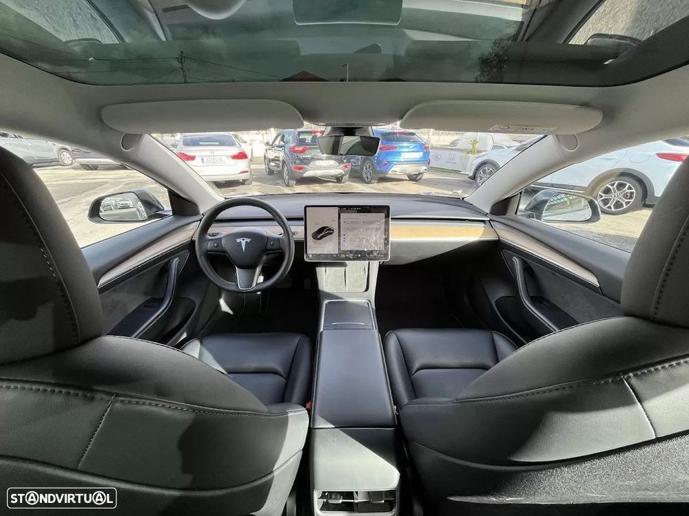 Tesla Model 3 Long Range Tração Traseira - 9