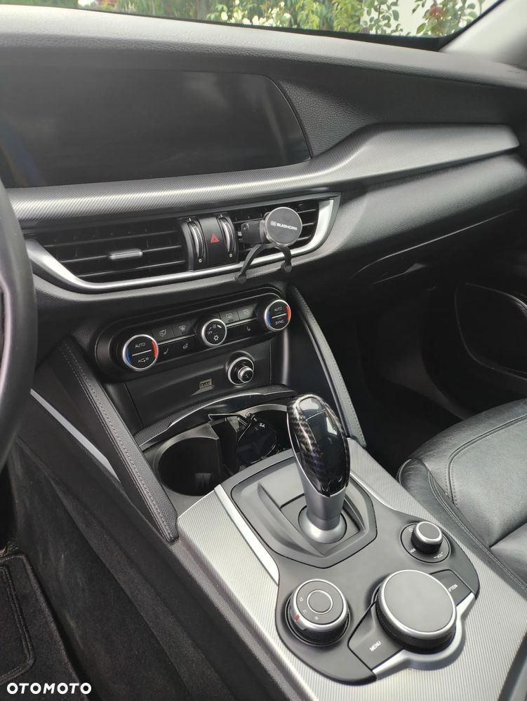 Alfa Romeo Stelvio 2.0 Turbo Executive Q4 - 7