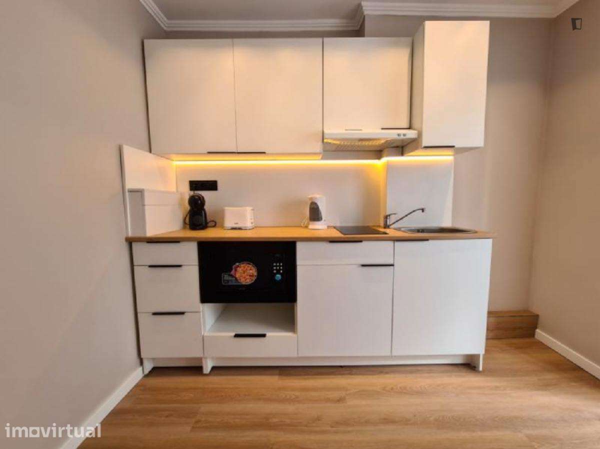 Quarto - localizado em Penha de França Lisbon - Grande imagem: 5/9