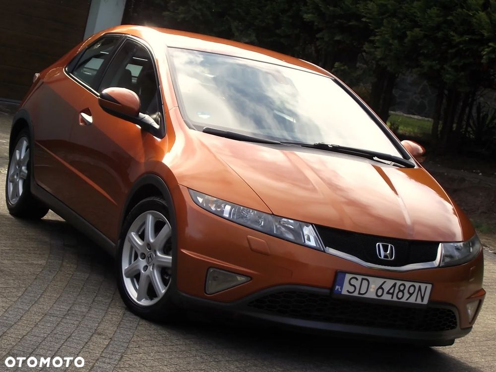Honda Civic 1.8 Executive - 37