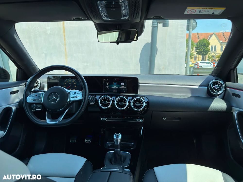Mercedes-Benz A 180 - 22