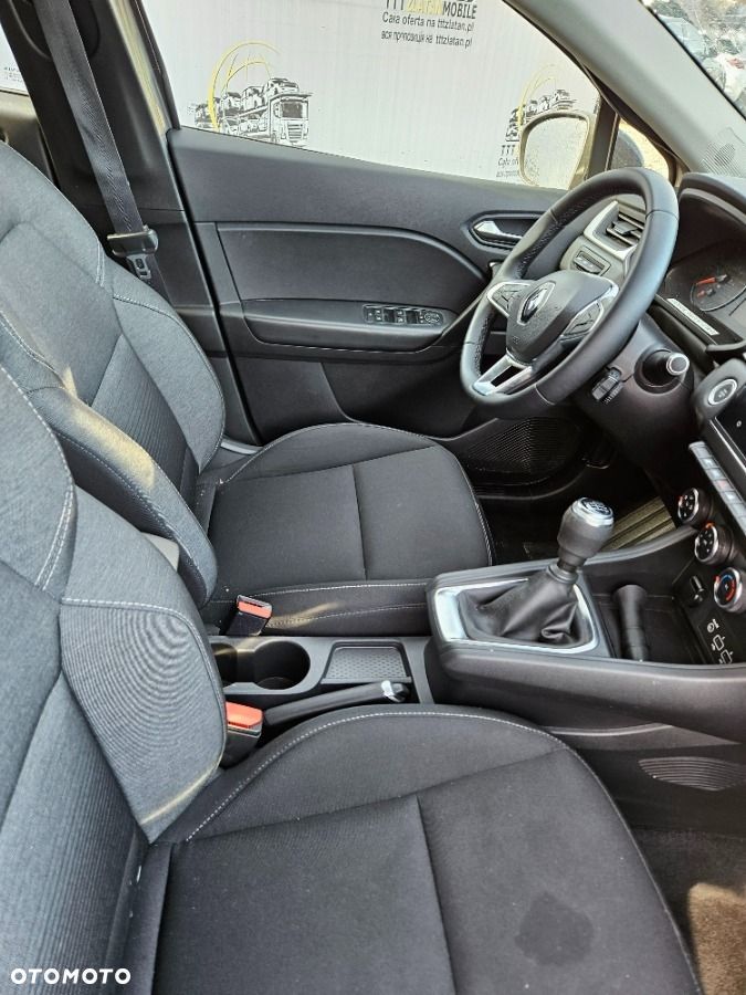 Renault Captur - 22
