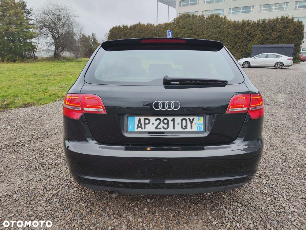 Audi A3 Sportback 2.0 TDI DPF S line Sportpaket (plus) - 11