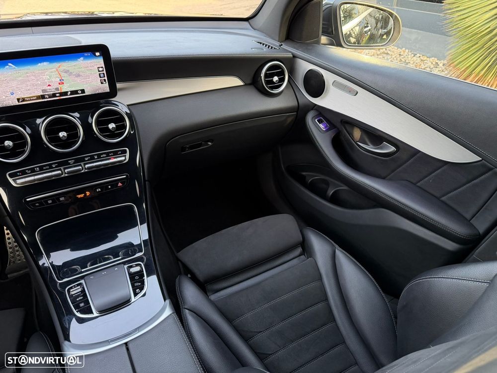 Mercedes-Benz GLC 300 e Coupé 4Matic - 25