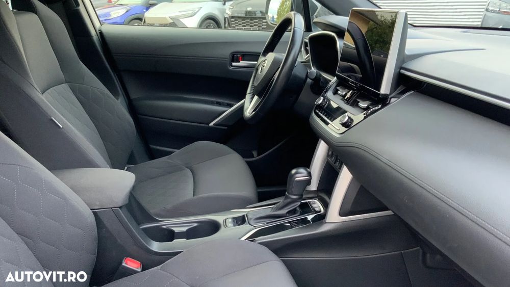 Toyota Corolla Cross - 7