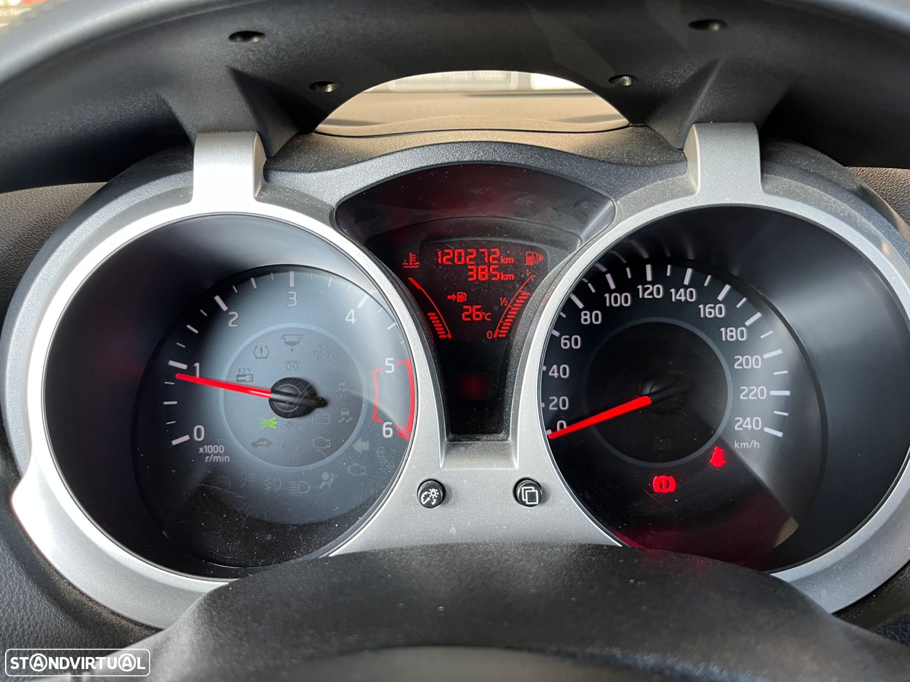 Nissan Juke 1.5 dCi N-Connecta - 26