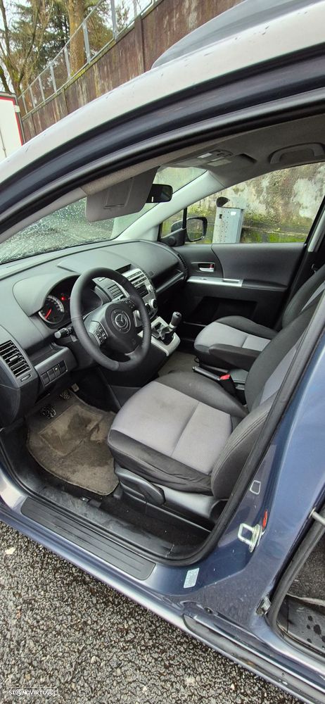 Mazda 5 MZR-CD 2.0 Sport - 6