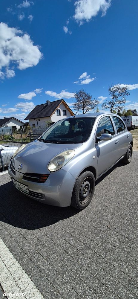 Nissan Micra - 1