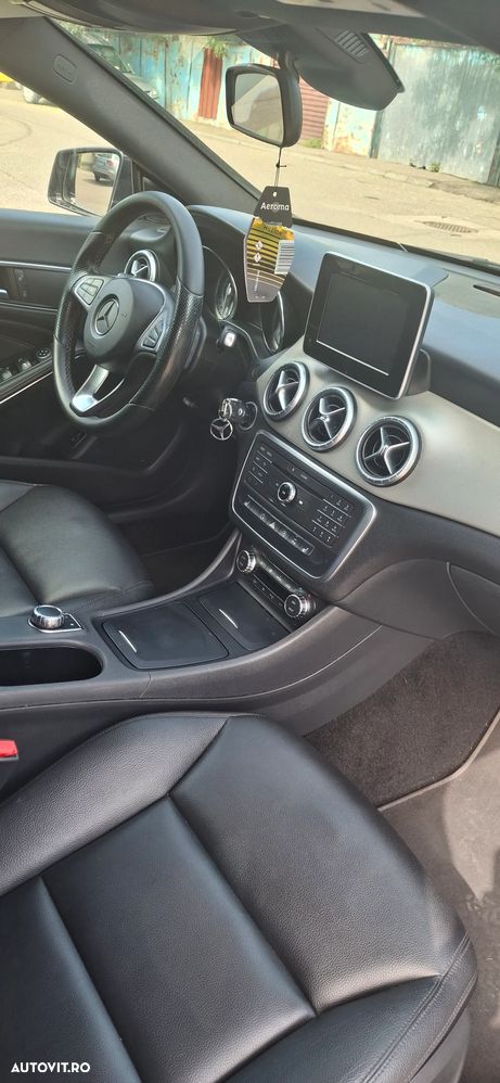 Mercedes-Benz CLA 200 d 7G-DCT Urban - 8