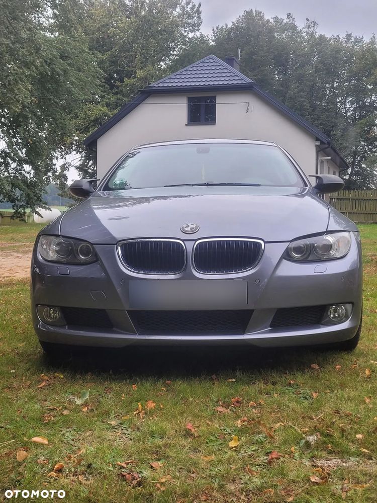 BMW Seria 3 320i - 5