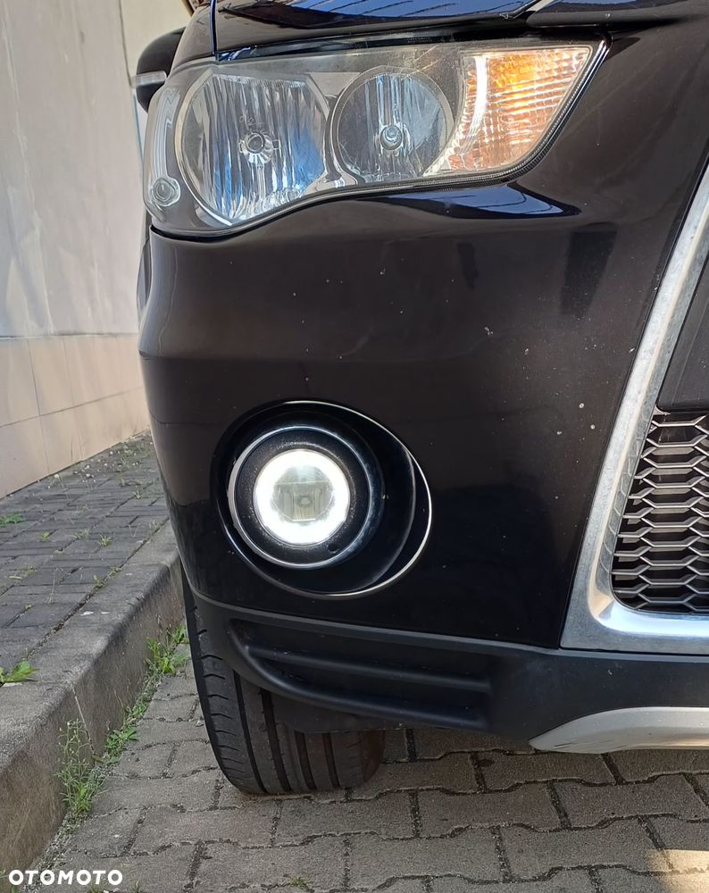 Mitsubishi Outlander 2.0 2WD - 4