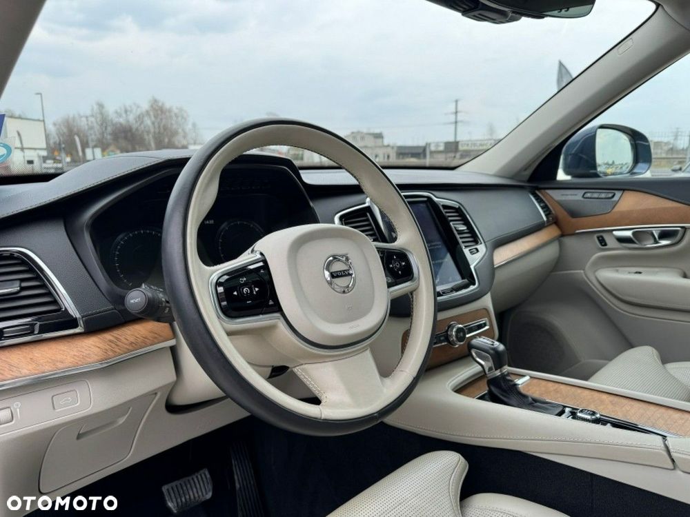 Volvo XC 90 T6 AWD Momentum 7os - 10
