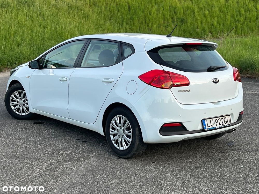 Kia Ceed 1.6 GDI Business Line - 3