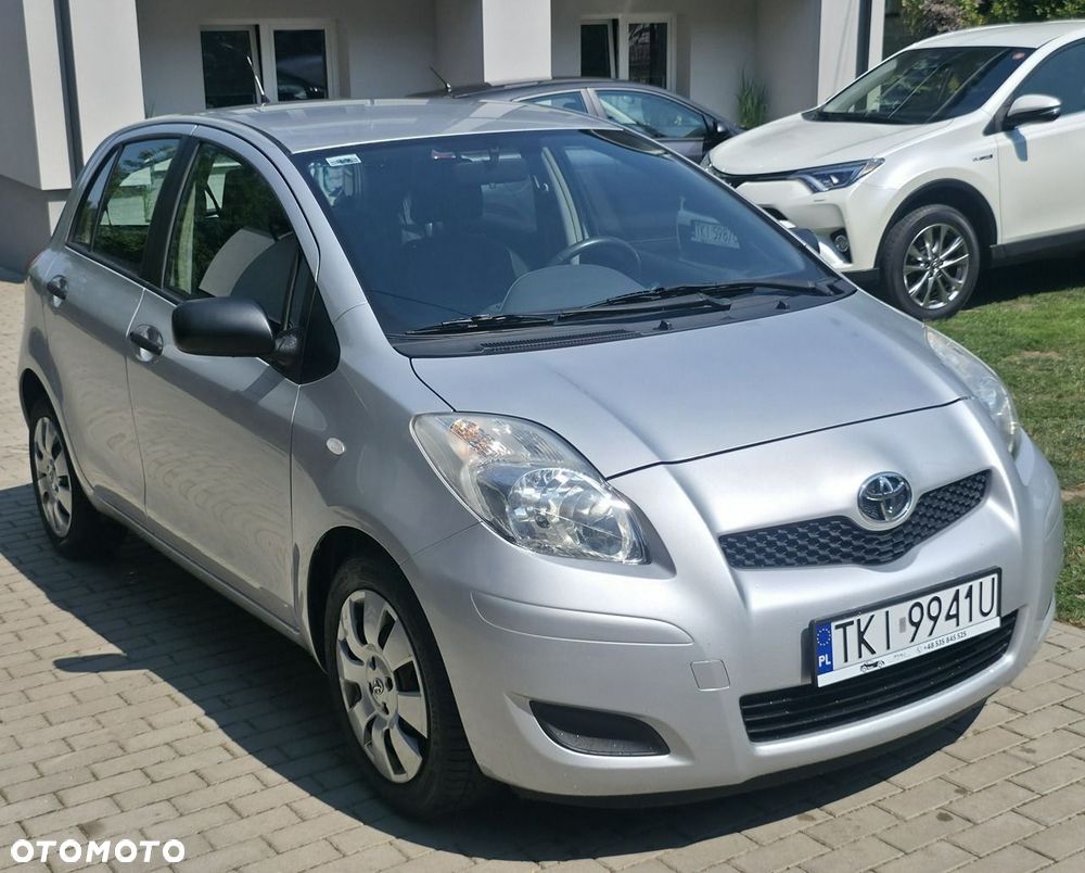 Toyota Yaris - 2