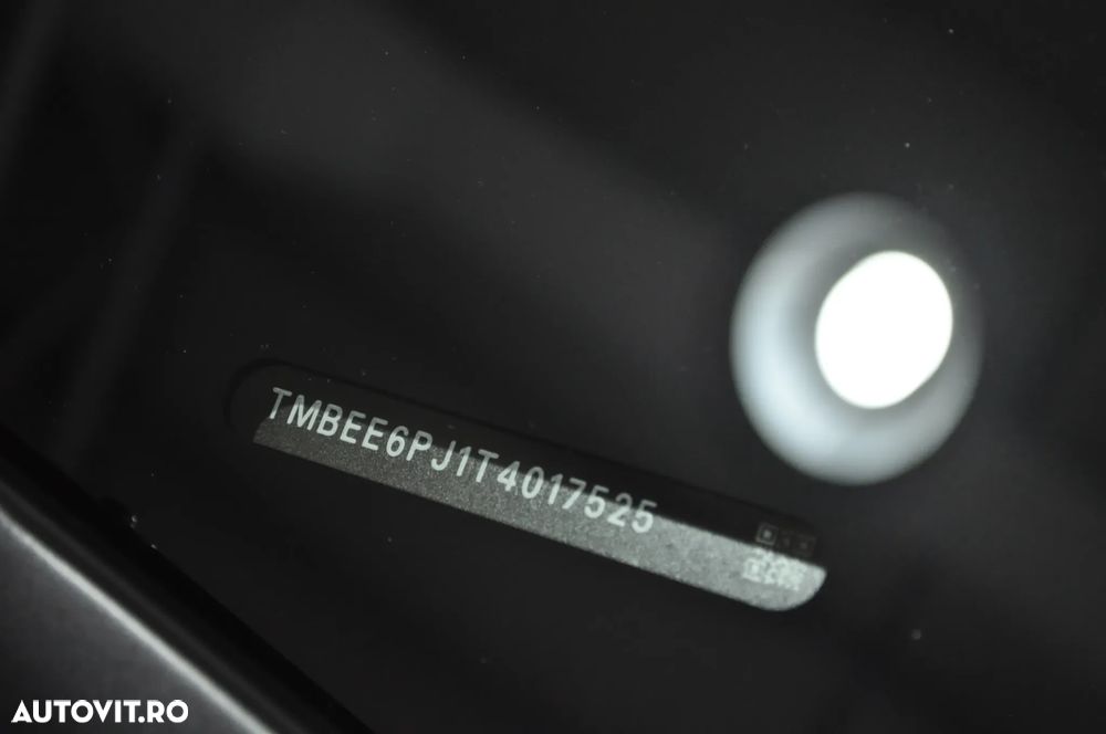 Skoda Fabia 1.0 MPI Selection - 8