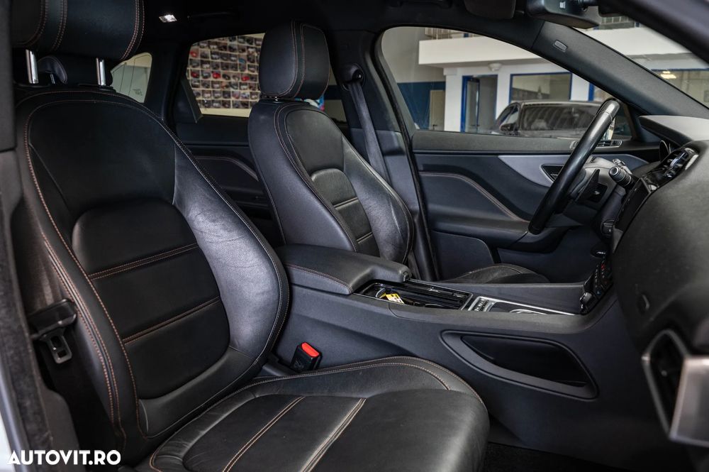 Jaguar F-Pace 20d AWD Aut. Prestige - 10