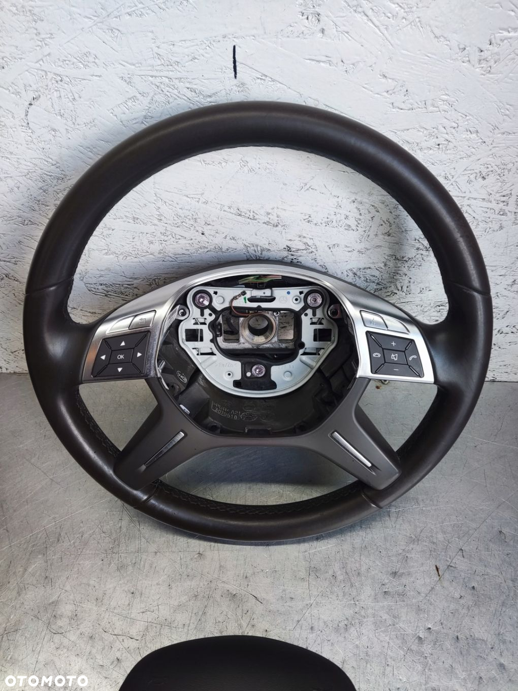 MERCEDES C W204 LIFT KIEROWNICA SKÓRA BRĄZOWA PODUSZKA - 5