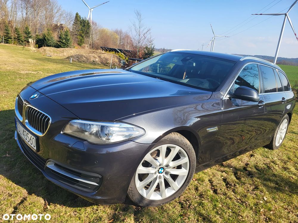 BMW Seria 5 520d xDrive - 13
