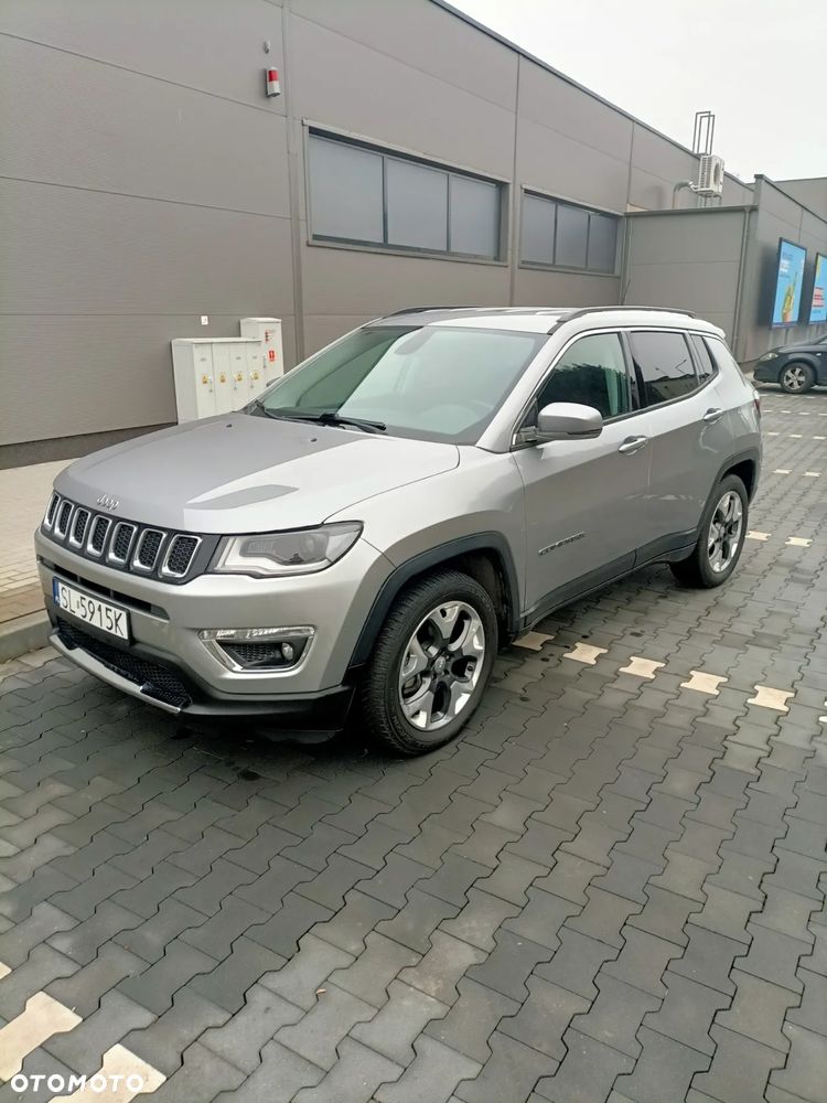 Jeep Compass - 1