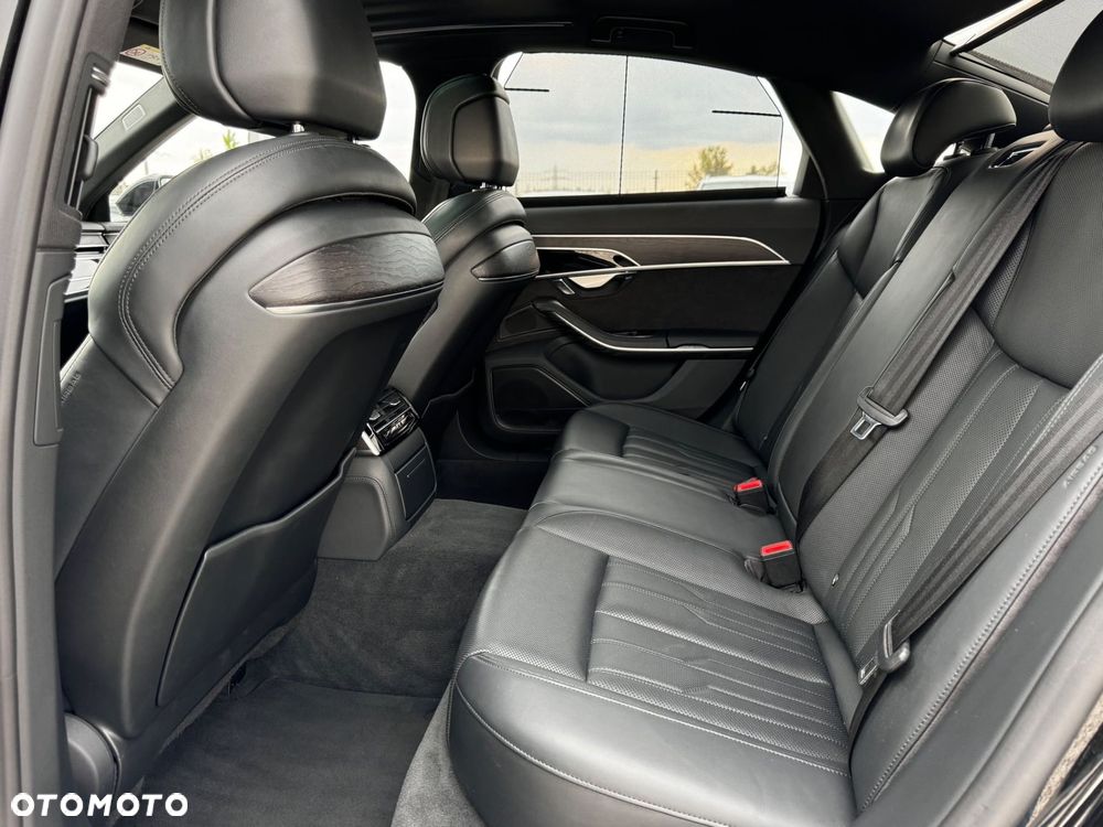 Audi A8 - 21