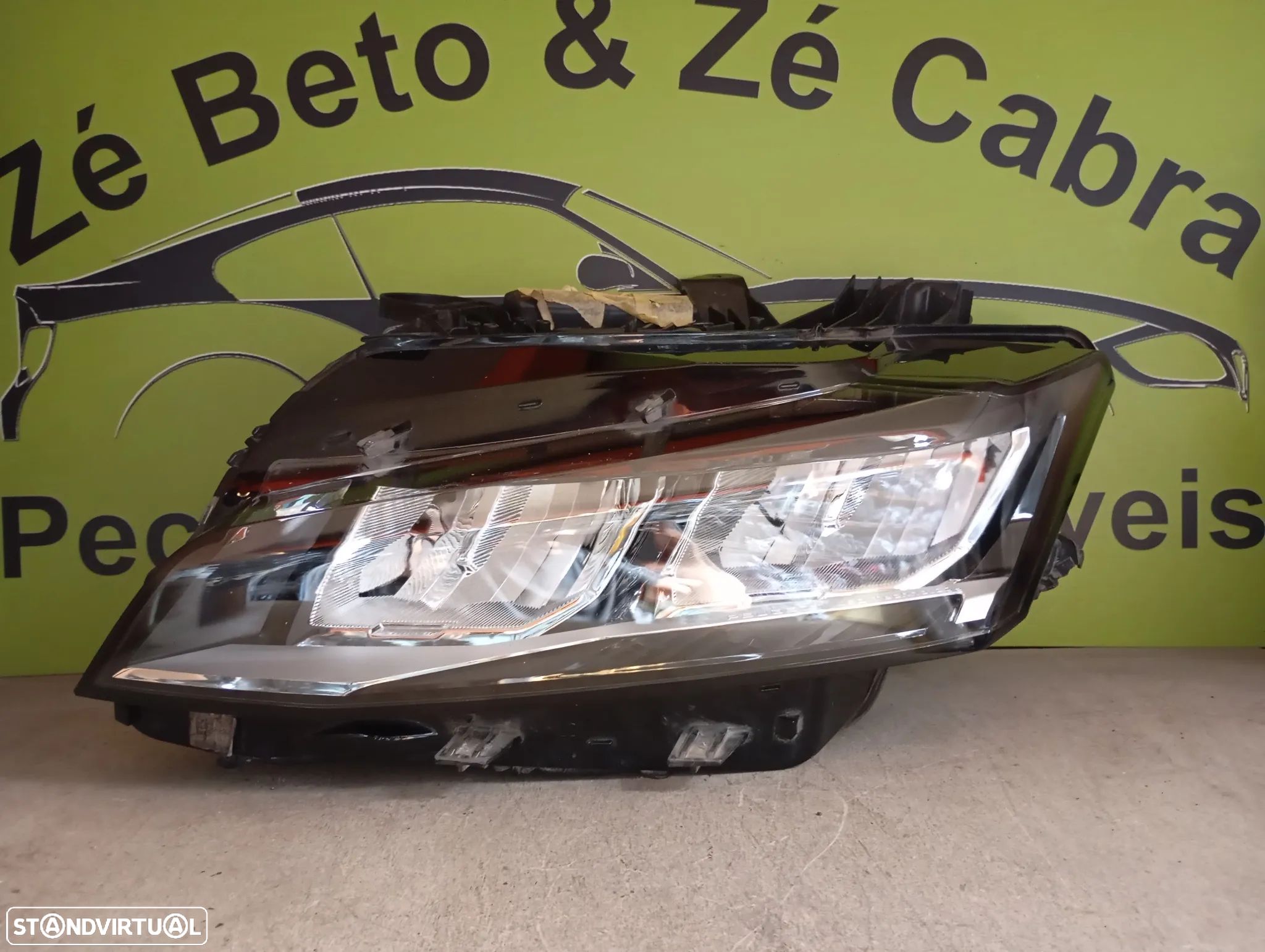 PEUGEOT 308 III FAROL LED ESQUERDO - FF574 - 1