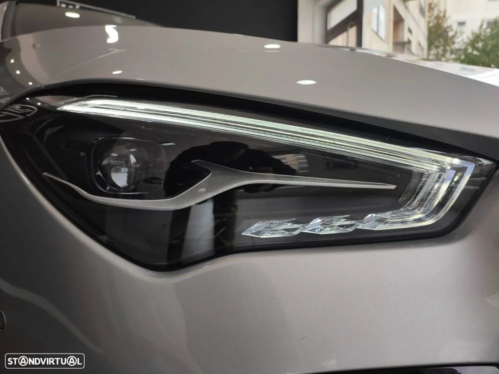 Mercedes-Benz CLA 250 e Shooting Brake AMG Line - 15