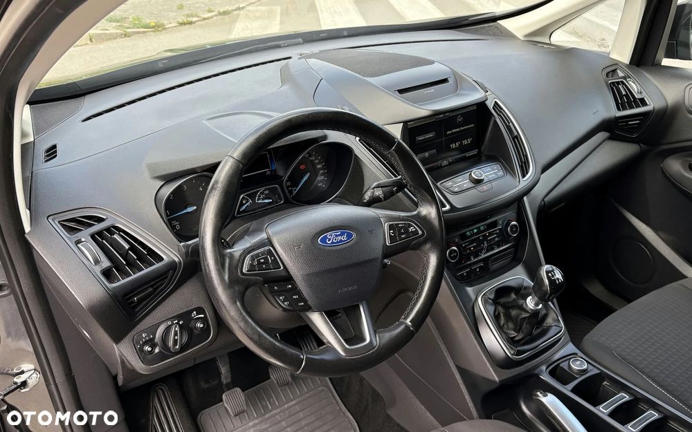 Ford C-MAX 1.5 TDCi Start-Stop-System Titanium - 19