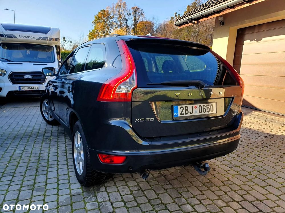 Volvo XC 60 D5 AWD Summum - 5