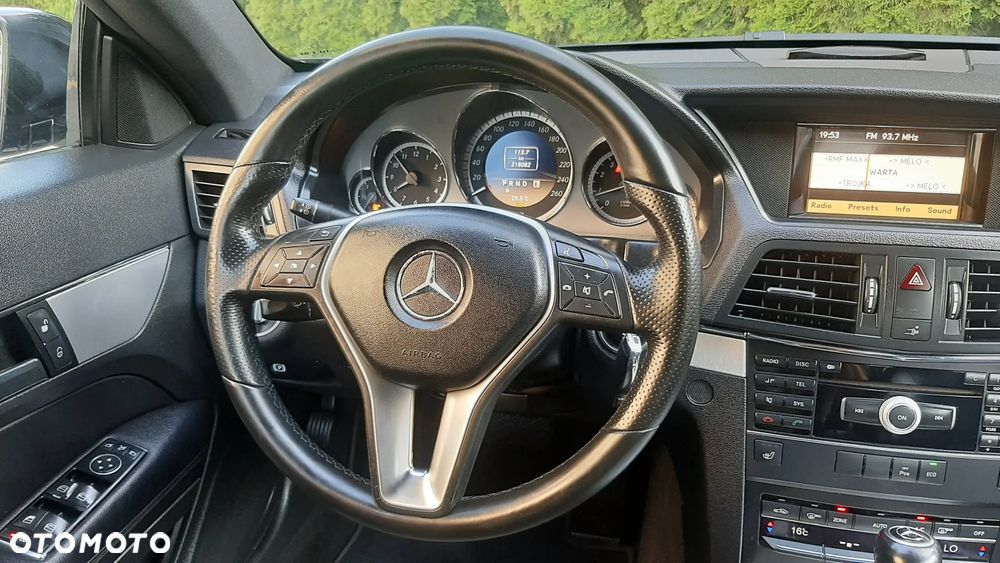 Mercedes-Benz Klasa E 200 BlueEFFICIENCY 7G-TRONIC Avantgarde - 22