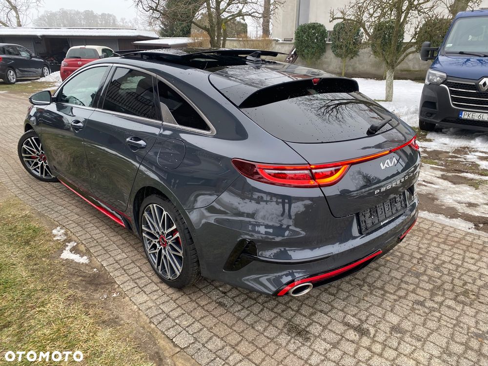 Kia ProCeed 1.6 T-GDI DCT7 OPF GT - 15