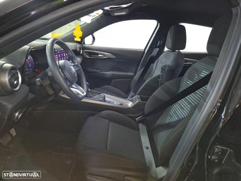 Alfa Romeo Tonale 1.5 Hybrid Super - 14