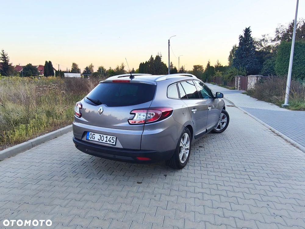 Renault Megane TCe 180 Luxe - 8