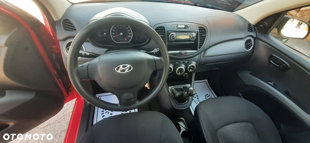 Hyundai i10 - 25