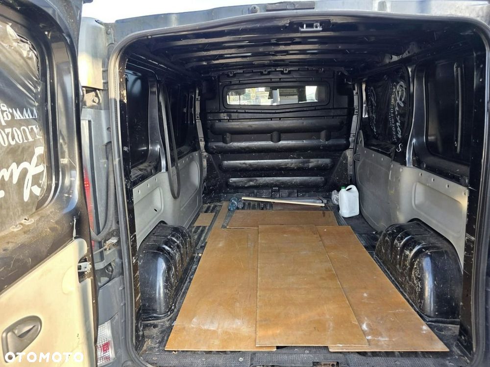 Renault Trafic - 17