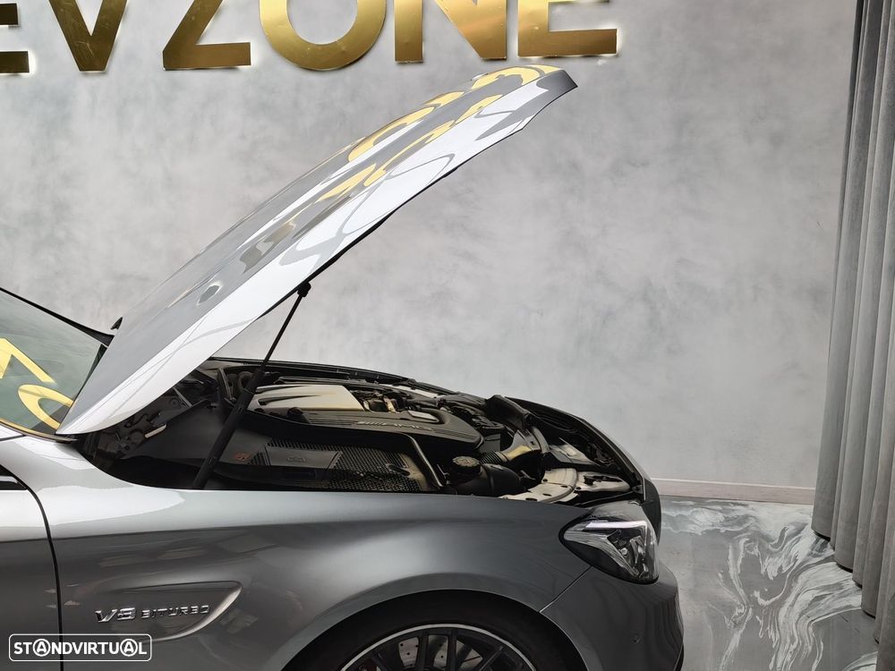 Mercedes-Benz C 63 AMG S - 30