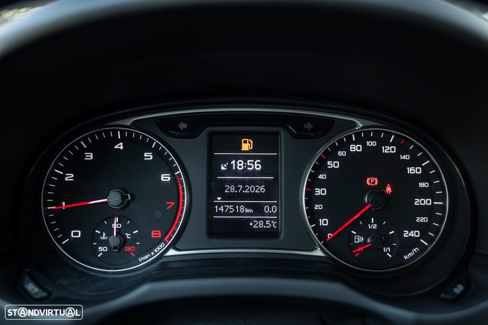 Audi A1 Sportback 1.0 TFSI Design - 15