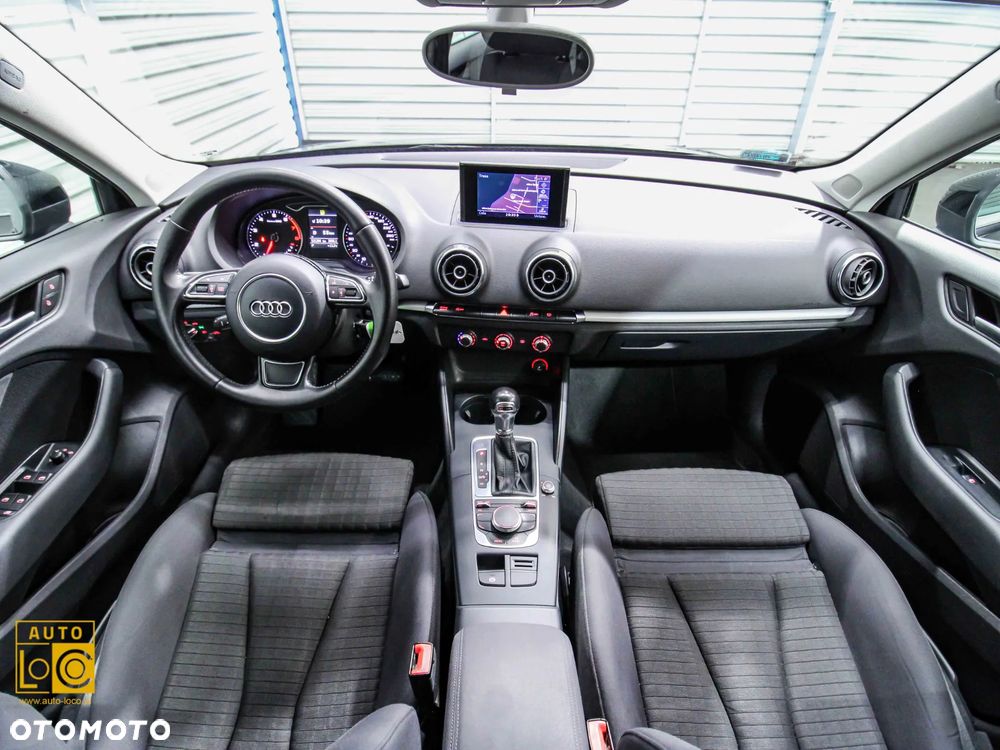 Audi A3 Sportback 1.8 TFSI S tronic S line Sportpaket - 5