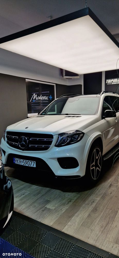 Mercedes-Benz GLS - 31