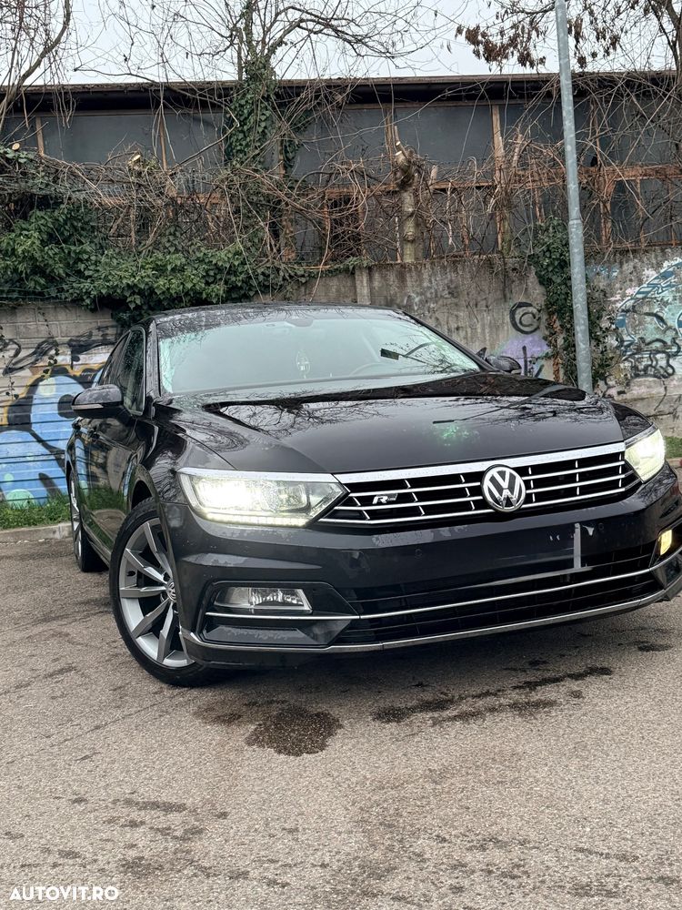 Volkswagen Passat 2.0 TDI DSG Highline - 16
