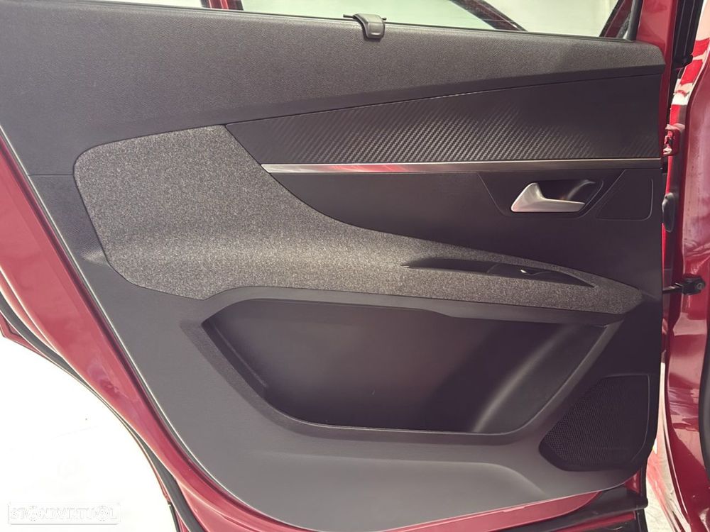 Peugeot 5008 1.5 BlueHDi Allure EAT8 - 19