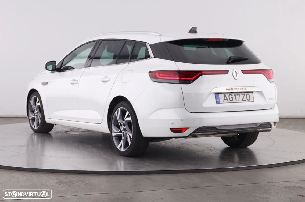 Renault Mégane Sport Tourer 1.6 E-Tech Plug-In Hybrid R.S. Line - 4