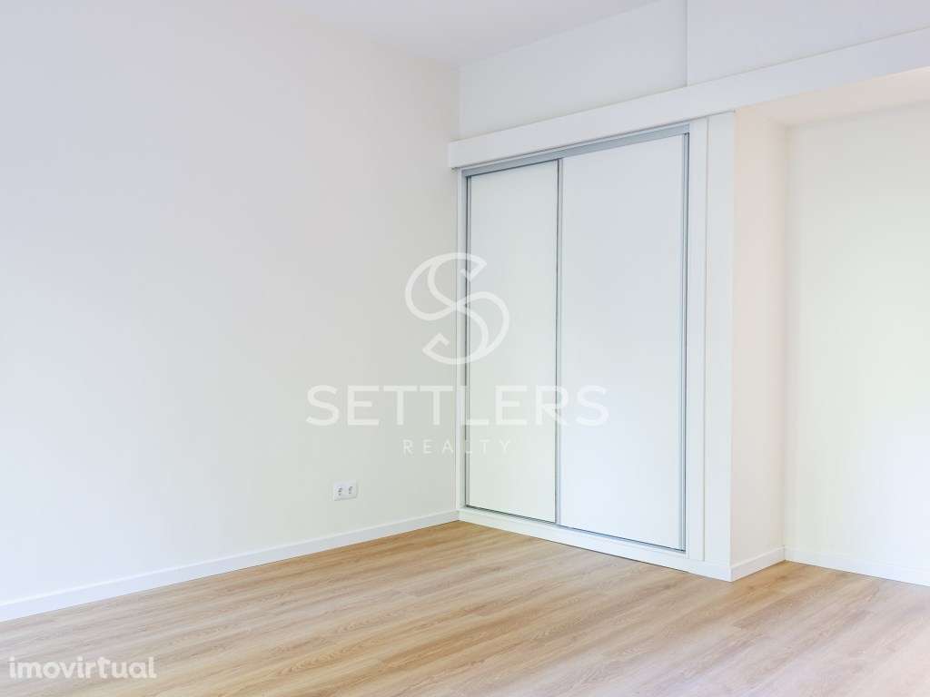 Apartamento T1 - Monte Estoril - Grande imagem: 3/5