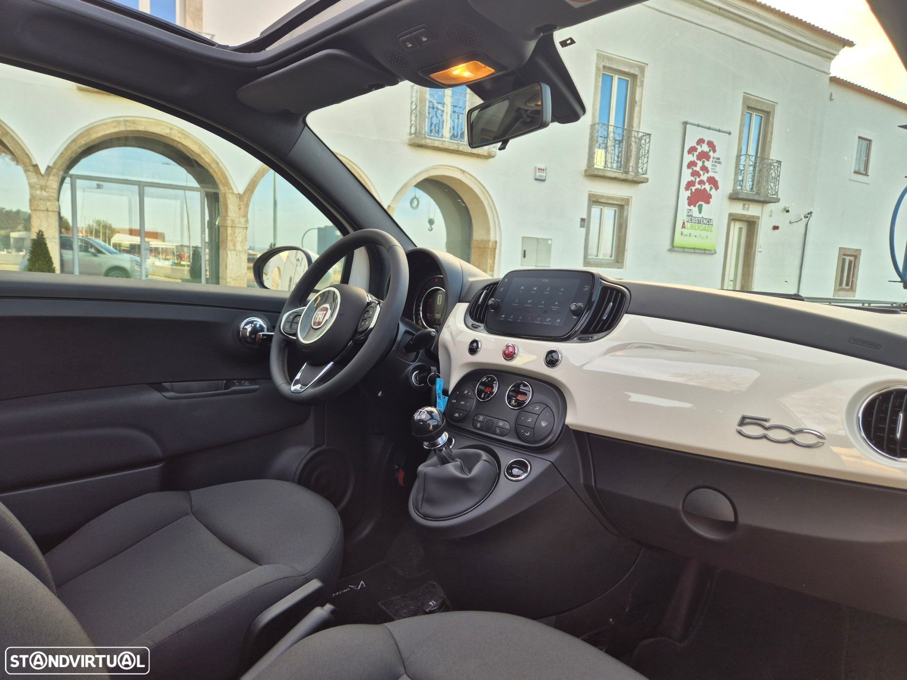 Fiat 500C 1.0 Hybrid - 11