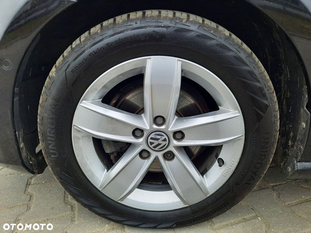 Volkswagen Golf - 11