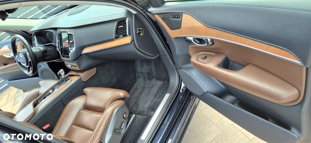 Volvo XC 90 D5 SCR AWD Inscription - 25