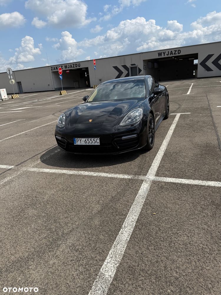 Porsche Panamera 4 - 14