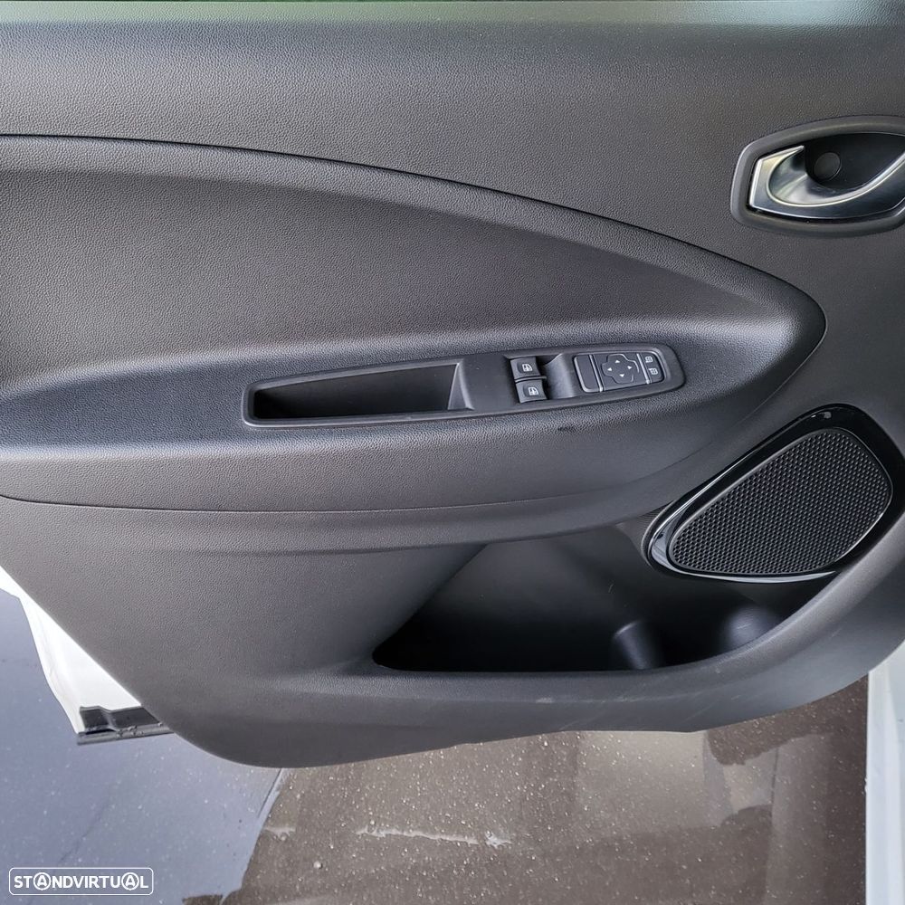 Renault Zoe - 8