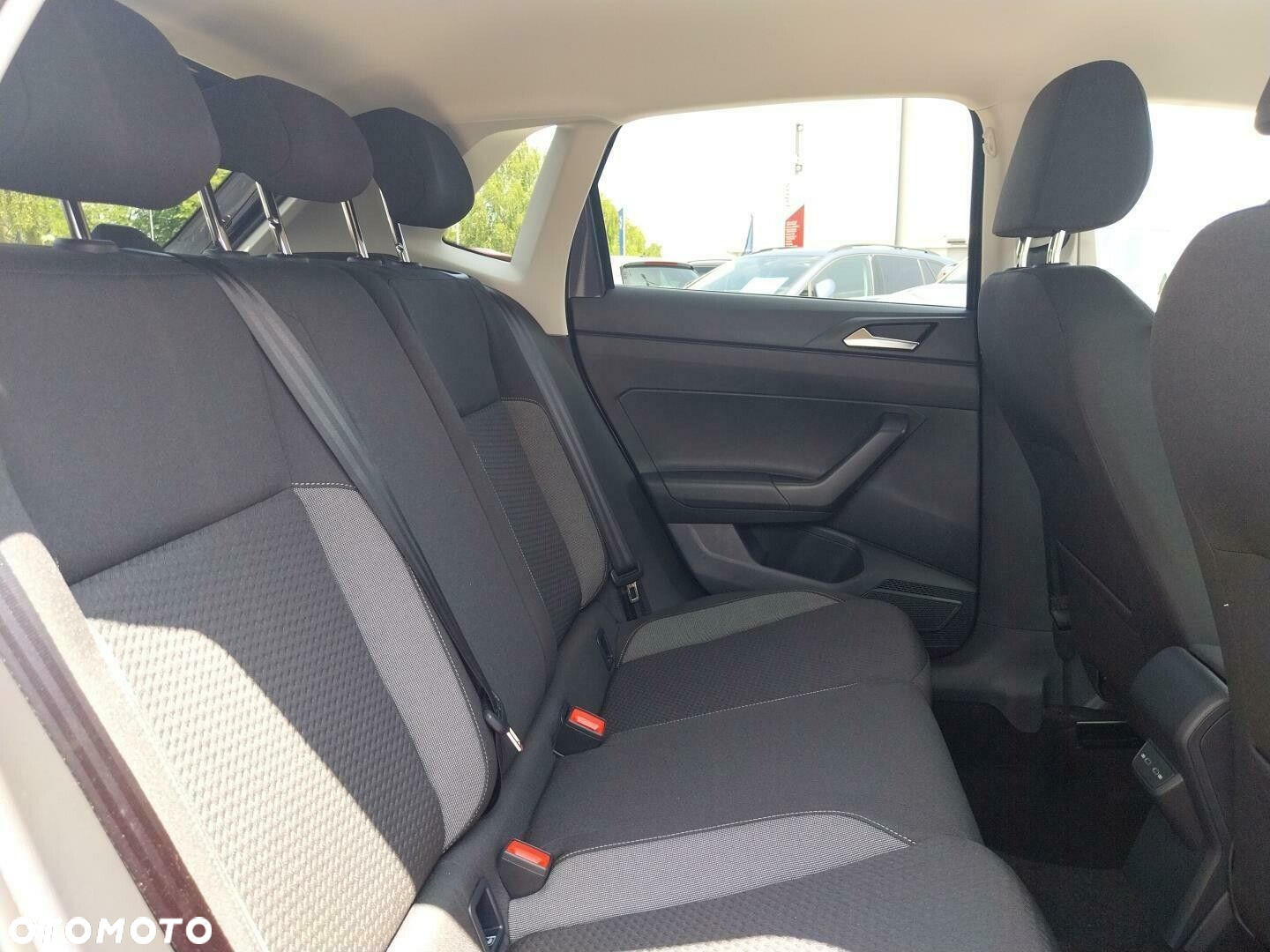 Volkswagen Polo - 17
