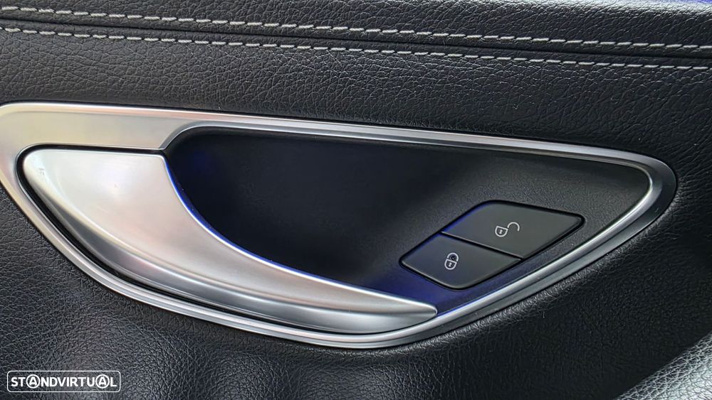 Mercedes-Benz E 220 d AMG Line - 27