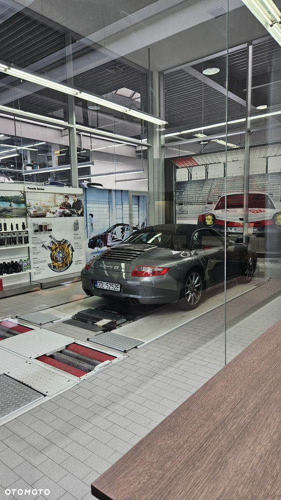 Porsche 911 Carrera 4 S Tiptronic - 7